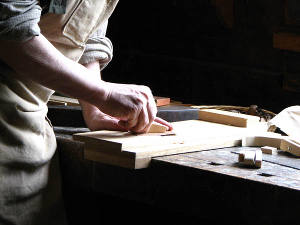 Nuestra <strong>carpintería de madera en  Betanzos</strong> es una empresa de <strong>herencia familiar</strong>, por lo que  contamos con gran <strong>experiencia </strong>en la profesión.